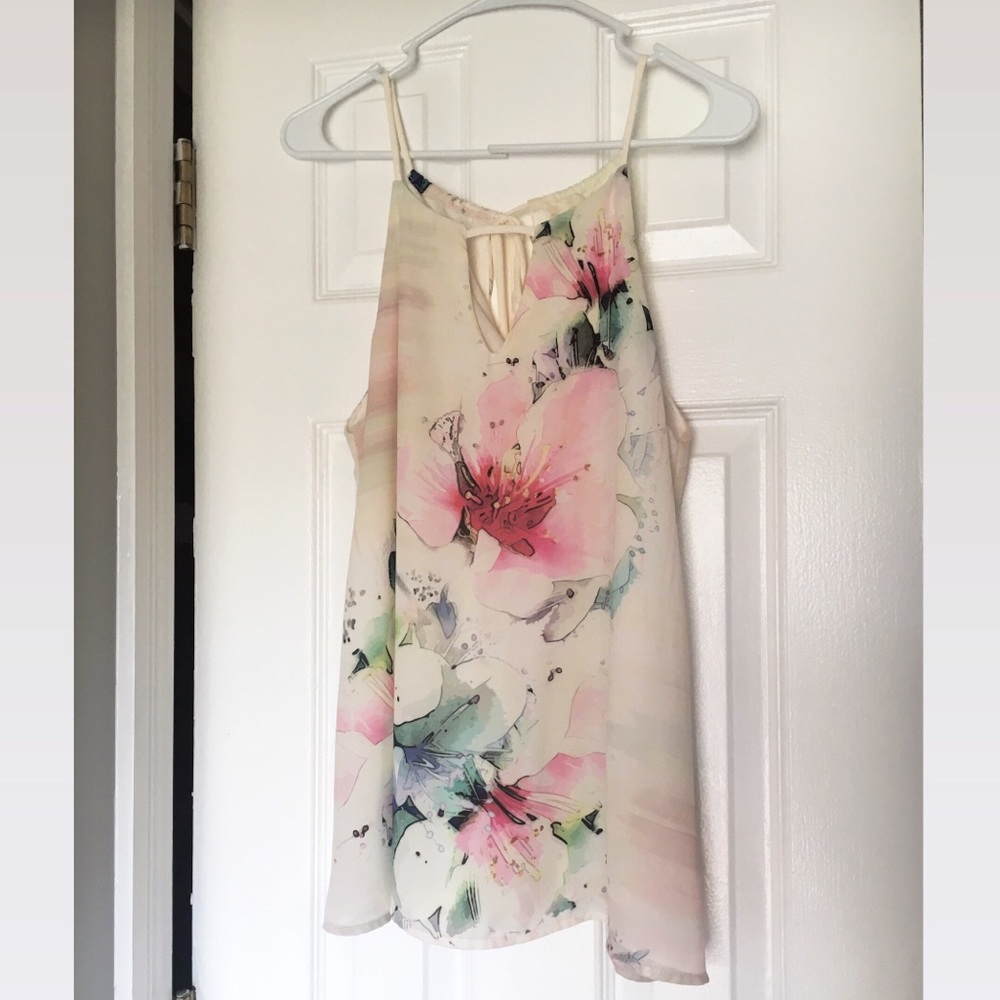 Sleeveless flowy floral top